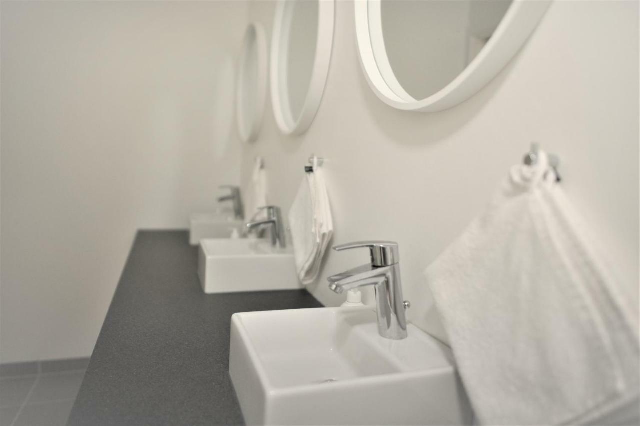 Nuuk City Hostel Экстерьер фото